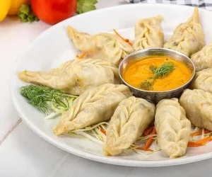 steamed-asian-dumpling-momo-with-meat_1472-73717